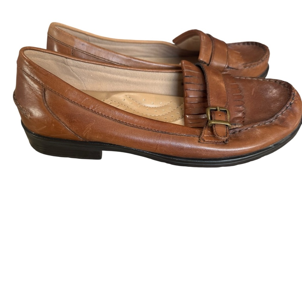 Earth Spirit Tan Loafers - Picture 5 of 11